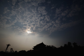 暴跌68习近平正悄悄从《新闻联播》消失(视频)