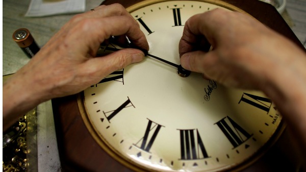 又到調表日美國人：一年兩次太折騰(圖)