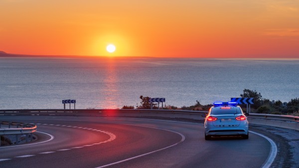 道路 警车 阳光 423555492