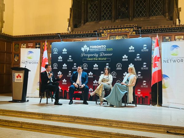 2025年11月16日，在多伦多民主论坛的繁荣晚宴上，举行了以《建设有韧性的社会，共创更自由的世界》为名的小组讨论。本场由垂线地缘政治顾问公司（Pendulum Geopolitical Advisory）负责人、WAEN董事会成员乔纳森·伯克希尔·米勒（Jonathan Berkshire Miller）担任主持人。 与谈嘉宾包括： 安德里亚·J. 普拉索（Andrea J. Prasow），Freedom Now 执行主任 乔安娜·巴伦（Joanna Baron），加拿大宪法基金会（Canadian Constitution Foundation）执行主任 帕特里克·马迪尼（Patrick Mardini），黎巴嫩市场研究所（Lebanese Institute for Market Studies, LIMS）首席执行官 三位嘉宾正在分享他们数十年来在全球范围内强化自由、推进人权、对抗压迫的宝贵经验与洞见。（WAEN推特账号）