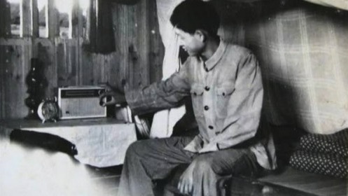 50∼60年代，中共封鎖和過濾的境外消息，不准老百姓收聽境外廣播電臺。（網路圖片）