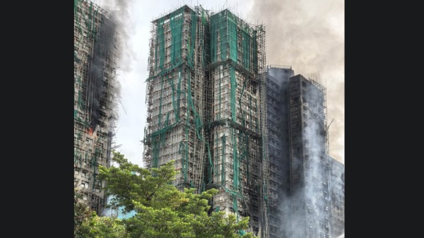 香港历来最为严重之一的大埔宏福苑大火