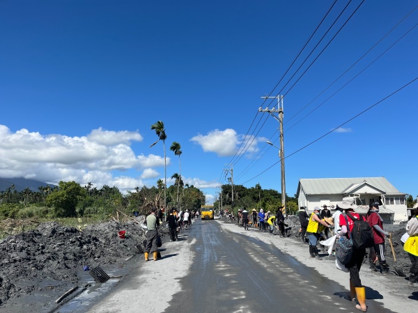 花莲 马太鞍溪 堰塞湖 光复 铲子超人 佛祖街