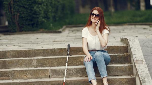 世界上有極少數盲人具有盲視覺(blindsight)