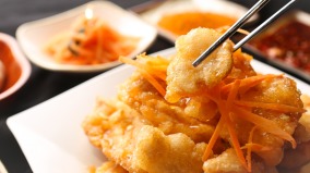 酥脆甜酸锅包肉东北人餐桌上的最爱(图)