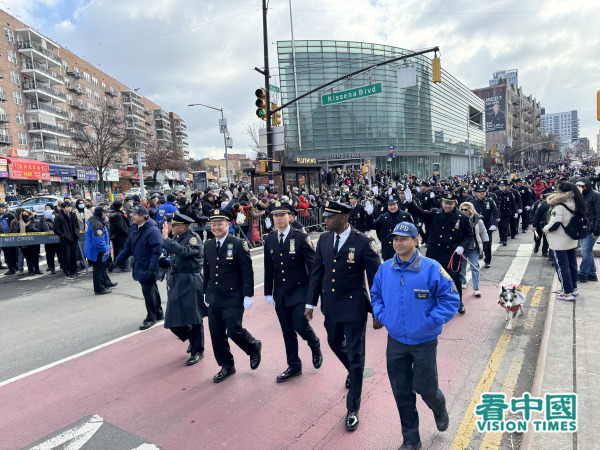 ​​​​​​​2025年2月1日，中國新年乙巳年大年初四，在紐約最大華人居住區法拉盛，紐約市舉行慶賀中國新年大遊行。