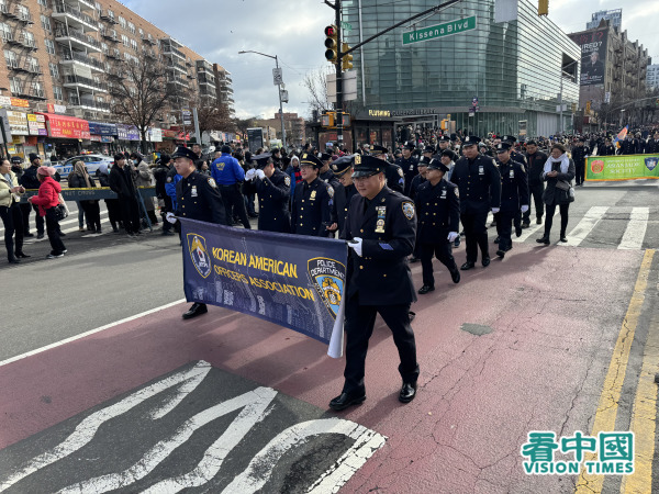 ​​​​​​​2025年2月1日，中國新年乙巳年大年初四，在紐約最大華人居住區法拉盛，紐約市舉行慶賀中國新年大遊行。