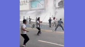 惊人重庆商场遭掷燃烧弹邯郸学生跳楼(图)