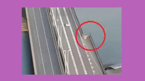 廣東省東莞市高架四車道突然收窄為三車道，釀5人死亡特大交通事故。