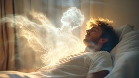 鬼只是脫殼子的人人就是帶殼子的鬼(圖)