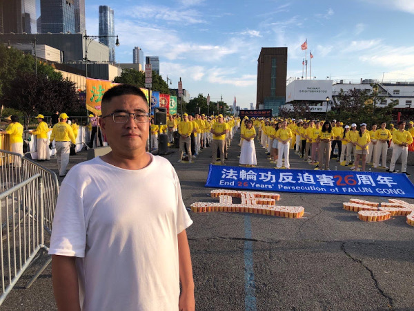 目睹活动现场的大陆江西鹰潭余江县民主人士桂云才对《看中国》记者表示，他感到非常震撼。