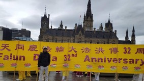 家庭出身即原罪「我逃離了謊言國度」(組圖)