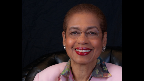 长期担任华盛顿特区联邦众议员的埃莉诺・霍姆斯・诺顿（Eleanor Holmes Norton）于周日（1月25日）宣布结束竞选连任