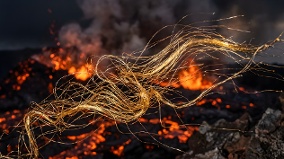 火山女神的髮絲熔岩噴發後的奇異絲線(圖)