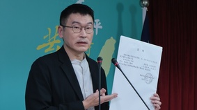 李贞秀国籍争议延烧陆委会揪除籍证明2疑点(图)