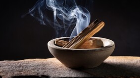 拜佛为何要烧香一缕青烟揭开通神密语(图)