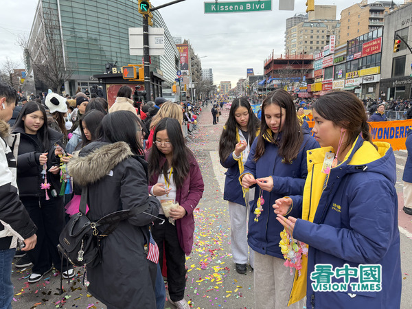 2026年2月21日是中国黄历丙午马年(火马年)大年初五,美国纽约黄历新年游行在最大的华人社区法拉盛中心区域盛大登场