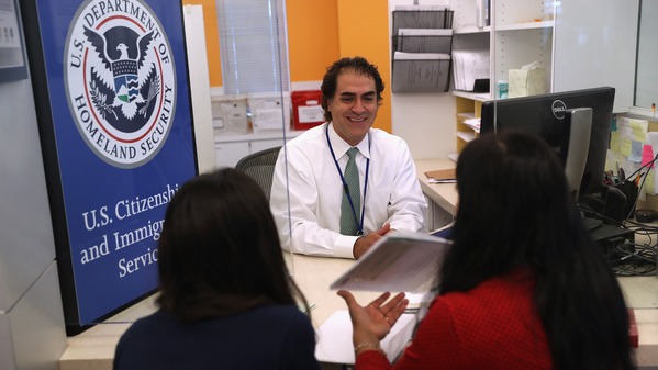 美國H-1B簽證改按工資抽籤誰最受益(圖)