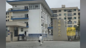 警察在派出所猥亵15岁女孩判决引发民愤(组图)