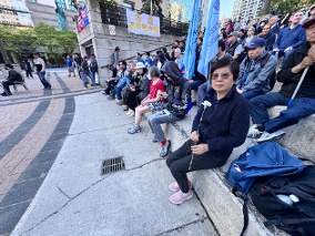 知名戰地記者唐師曾去世曾實拍趙紫陽故居探訪徐勤先(圖)