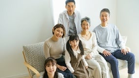 加拿大暂停父母及祖父母担保移民申请(图)