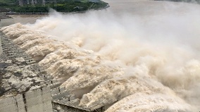 担惊三峡溃坝下游的湖北宜昌“全面进入战时状态”(图)