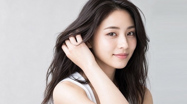 七夕前必看女子对你有好感会出现的8个讯号(图)