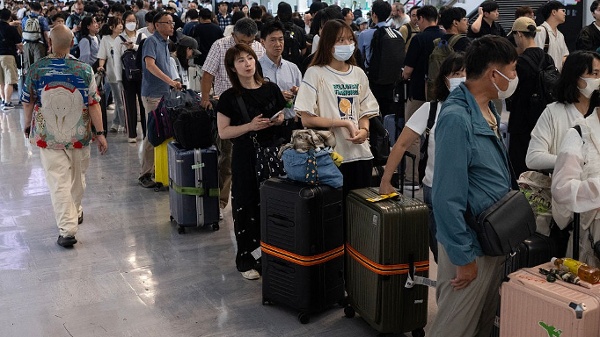 日本千葉創記錄暴雨至少8死7000旅客困機場(圖)