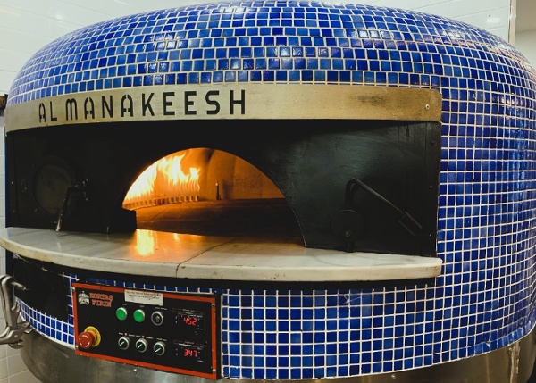 烤箱是Al Manakeesh餐廳的鎮店之寶。