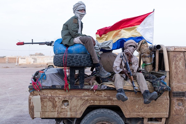 2026年5月8日,阿扎瓦德解放民族阵线(National Front for the Liberation of Azawad,FLA)士兵在马里北部城市基达尔(Kidal)街头巡逻。