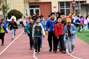 云南某校学生突集体发病有家长惊接病危通知(图)