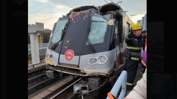 上海地鐵突撞吊車臂嚴重損壞廣州高鐵拖行乘客致傷(圖)