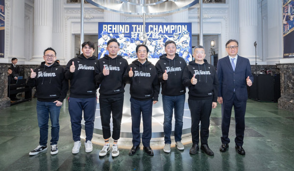 總統出席「BEHIND THE CHAMPION：冠軍之路特展」開幕記者會。