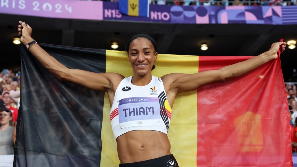 比利時田徑女將蒂亞姆（Nafissatou Thiam）在巴黎奧運女子七項全能賽事最後一項800公尺賽奪冠，成為史上首位連續3屆奧運女子七項全能奪金的選手。