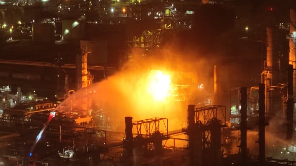 雪佛龍煉油廠爆炸震動洛杉磯居民以為遭遇核爆(圖)