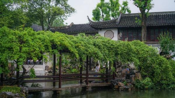 虐待他人者，所行之後果大抵會返還自身