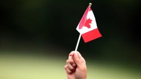 50万申请加国难民引争议C-12修正案能否破解困境(图)