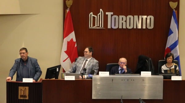 2025年12月6日，在多伦多市政厅举办了中共渗透和跨国镇压英文研讨会。（看中国特约摄影安妮卡）(16:9)