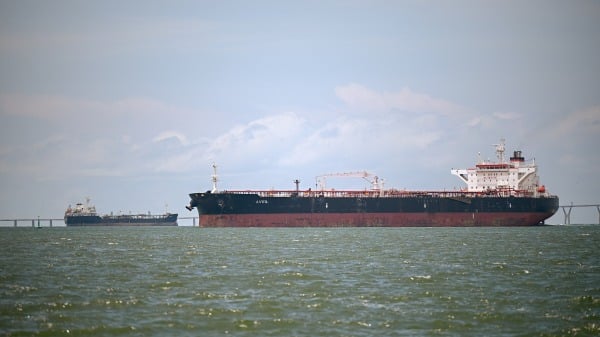 外媒：川普政府制裁马杜罗外甥和6艘运油船(图)