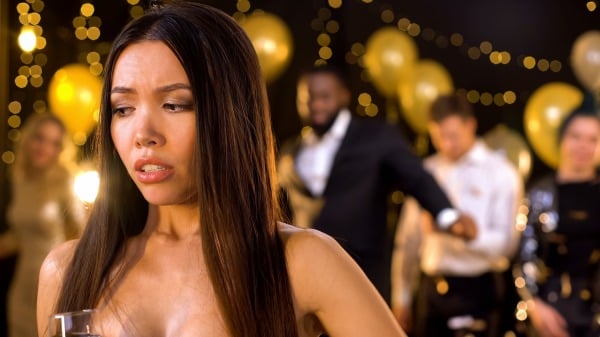 年末饭局这几种情况能不去就不去(组图)