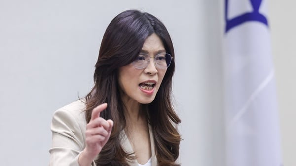 鄭麗文主持國民黨中常會。