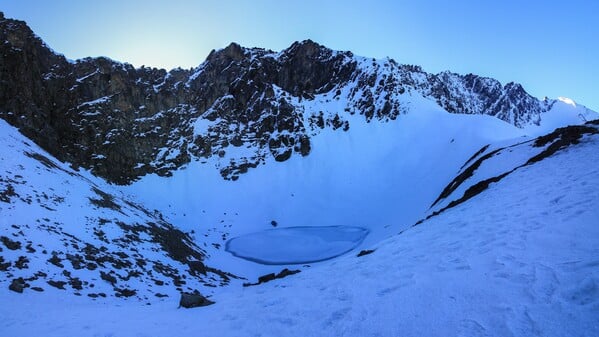 魯普昆德 神秘湖 骷髏湖370362155