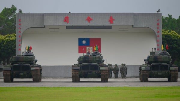 常态查核军公人员持中共身分证件公职法官教师列入(图)