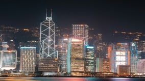 香港出现豪宅抛售潮彭博：富豪出售自住豪宅(图)
