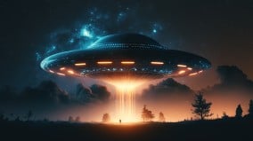數百人目擊節慶夜空出現巨大圓盤(圖)