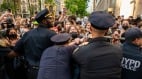 哥大重罚亲巴抗议学生涉80人遭停学或开除(图)