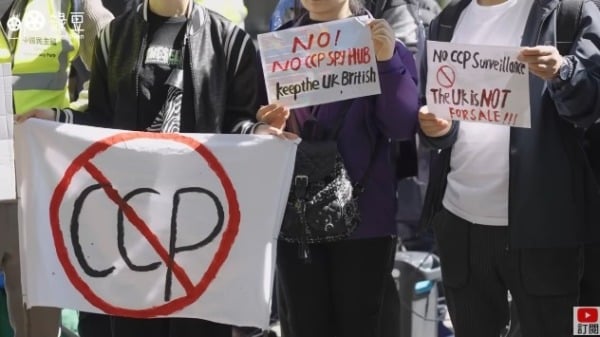 自香港丶台灣丶西藏丶新疆及倫敦居民等，出席反對中共超級大使館集會。（圖片來源：視頻截圖）