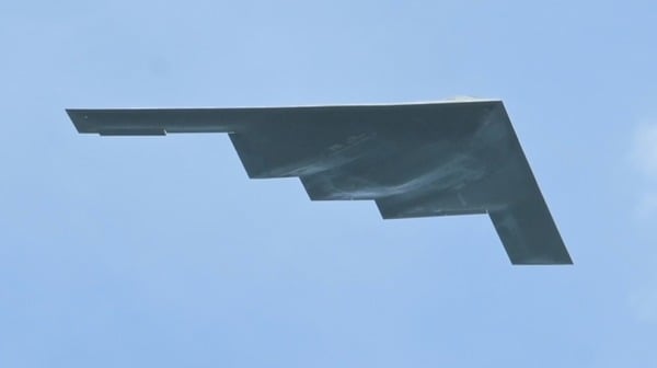B-2匿蹤轟炸機