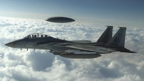 大量目击事件发生两架F-16追击UFO(图)