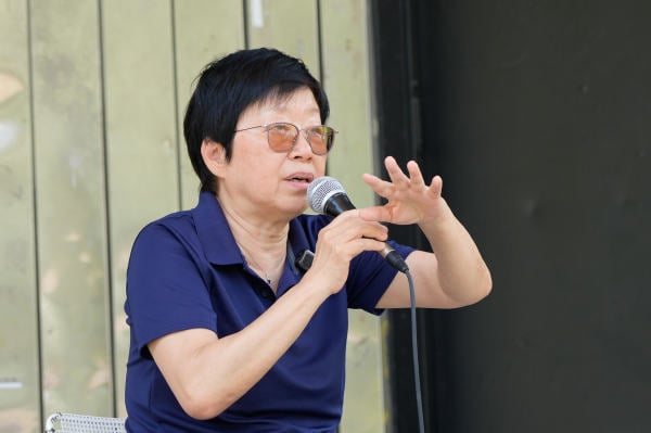 前解放軍軍報記者江林講述六四坦克人故事